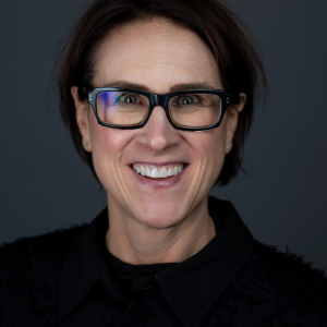 Ahna Skop headshot